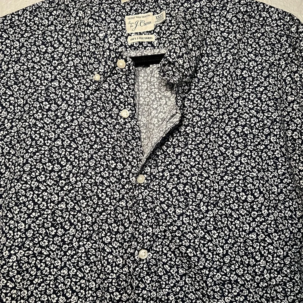 J Crew Floral Navy Button Up Casual Short Sleeve XXLT